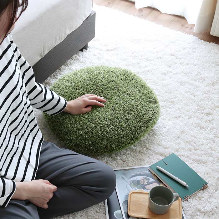 芝生風クッションS Little Green Fluffy 直径45cm クッション グリーン
