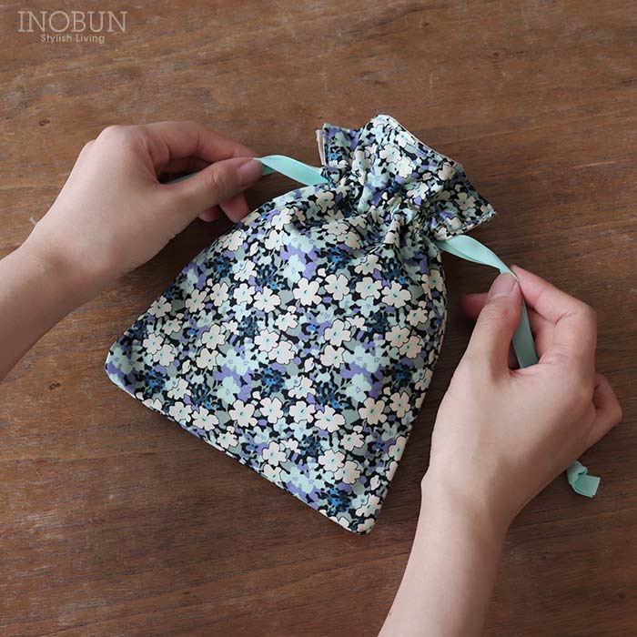 flower さま 専用ページ リバティ 巾着 ハンドメイド 花柄生地で