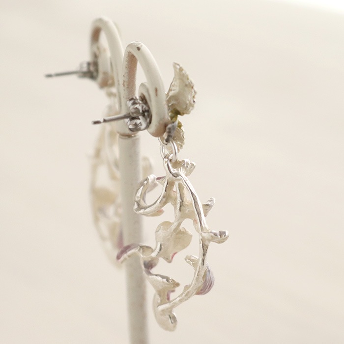 新品未開封 ハウルの動く城　パルナートポックピアス 新品未開封 ハウルの動く城 パルナートポックピアス どんぐり共和国