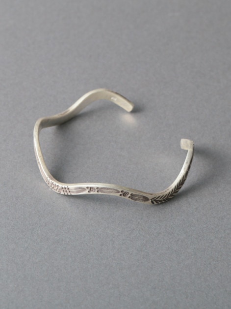 ビンテージ　バングル　真鍮　メンズ　アンティーク　ナバホ族　カレン族 ビンテージ バングル 真鍮 メンズ アンティーク ナバホ族 カレン族