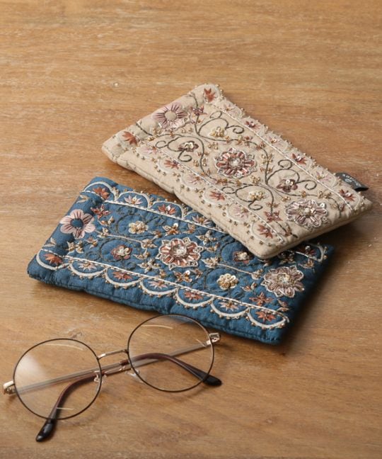 アンティーク　カルネ　メモ帳　ビーズ刺繍 アンティーク カルネ メモ帳 ビーズ刺繍