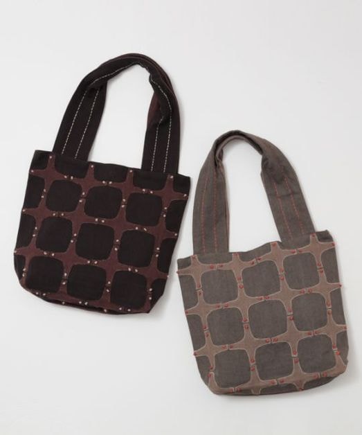 【kankan様 専用ページ】 30％OFF】エジプシャンフラワー刺繍ショルダーバッグ（2カラー