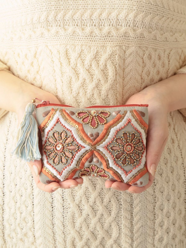 ビーズ刺繍ミニフラットポーチ 15×10cm （3カラー）｜KANKAN ONLINE