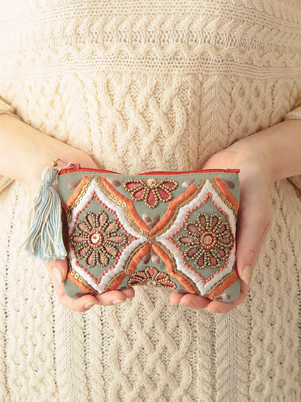ビーズ刺繍ミニフラットポーチ 15×10cm （3カラー）｜KANKAN ONLINE