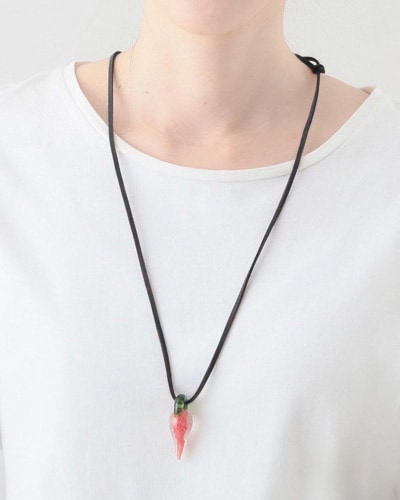 30％OFF】ガラス製 チリ（とうがらし） ネックレス｜KANKAN ONLINE