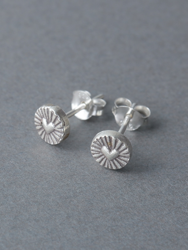 カレンシルバー スタッドピアス （シンプル）※990円～3850円｜KANKAN
