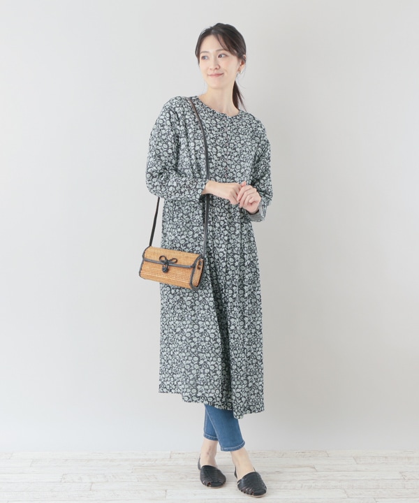 再入荷/ブルー1点限り】フローラルプリントダブルガーゼ2way