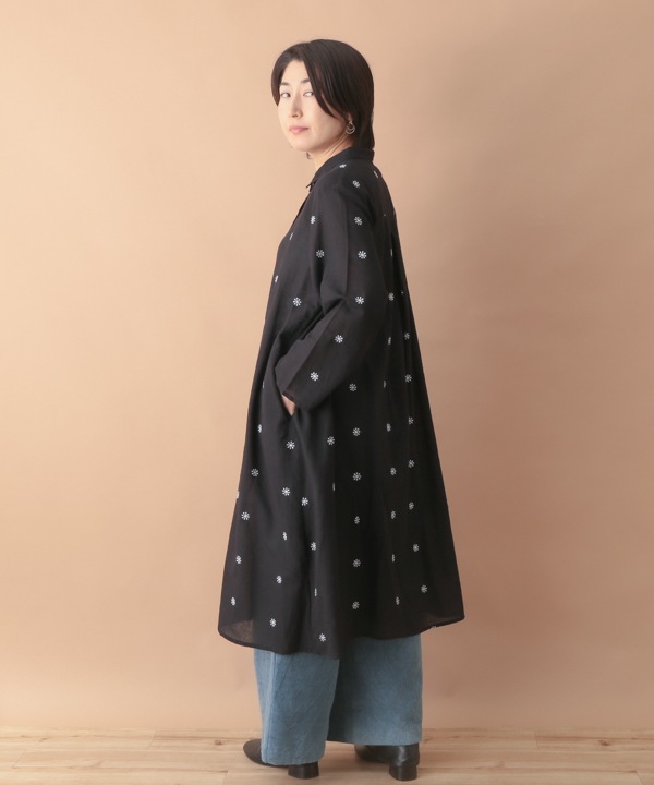 綿麻星降る刺繍 シャツワンピース｜KANKAN ONLINE SHOP【公式】