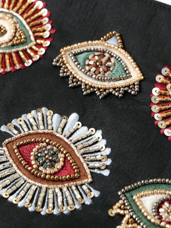 イーブルアイビーズ刺繍ポーチ M42-2051｜KANKAN ONLINE SHOP