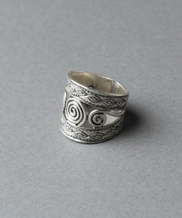 カレンシルバーリング カレンシルバーリング【メール便可】｜マライカ公式通販