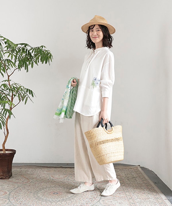 お花刺繍コットンリネンロングシャツ｜KANKAN ONLINE SHOP【公式】