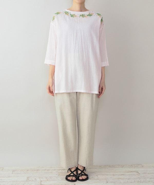 美品✨45R コットン リネン　ハケ目　プリント チュニック　ベージュ　ロゴ ロゴモチーフ幾何柄プリントチュニック/日本製/洗える