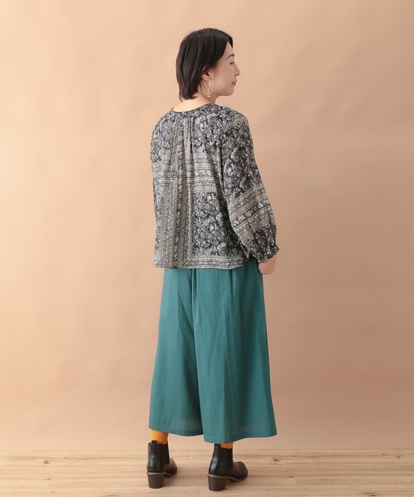 小物 kanakana 再入荷【40％OFF】ブラック1点限り/バンダナプリントコットンW