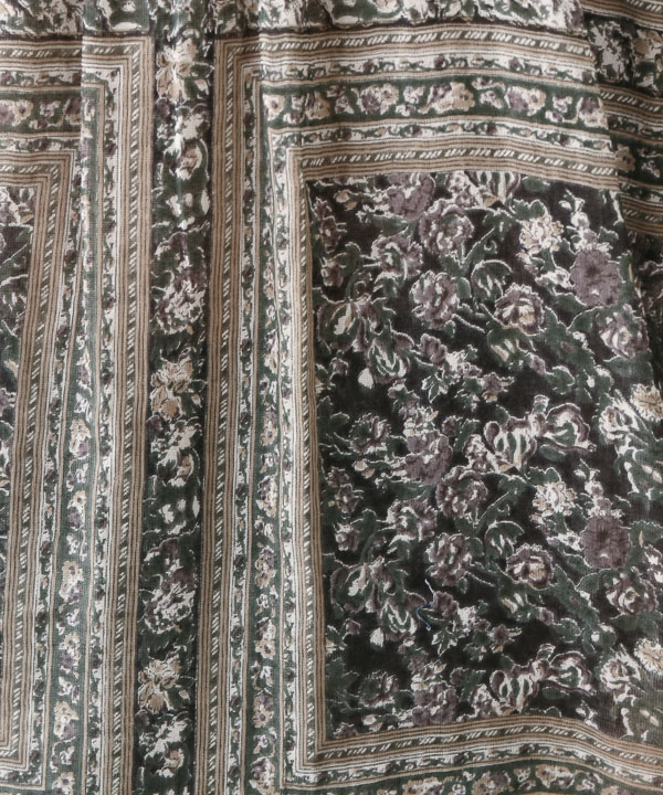 再入荷【40％OFF】ブラック1点限り/バンダナプリントコットンWガーゼ