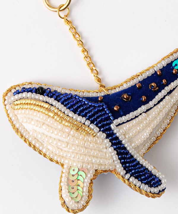 ザリ刺繍キーホルダー （クジラ) M21-1426｜KANKAN ONLINE SHOP【公式】