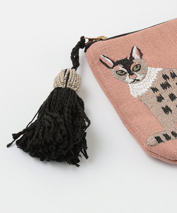 アニマル刺繍ポーチ M26-1957（BEツインキャット /BKダルメシアン
