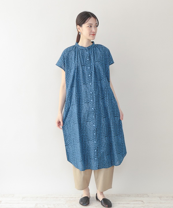 20％OFF】壁画のような柄バイカラープリントシャツワンピース｜KANKAN
