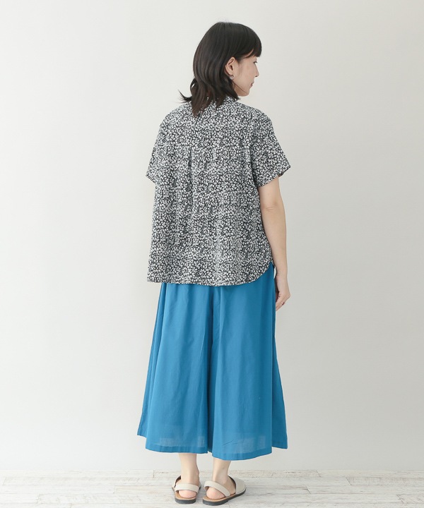 リーフプリントブラウス リーフプリントコットンサッカーブラウス｜KANKAN ONLINE SHOP