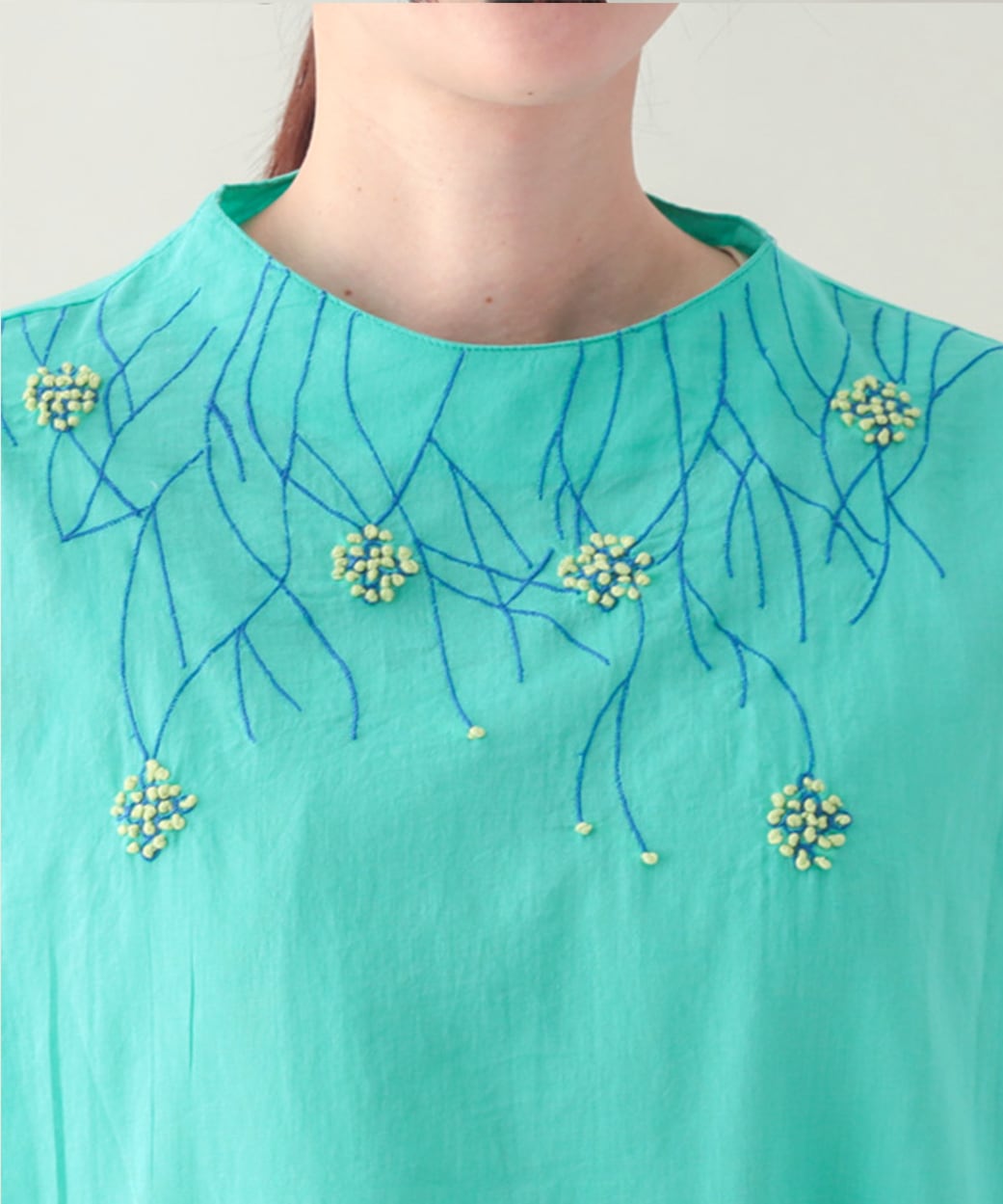 shoka-no-ohana ハンド刺繍コットンオフボトルネック