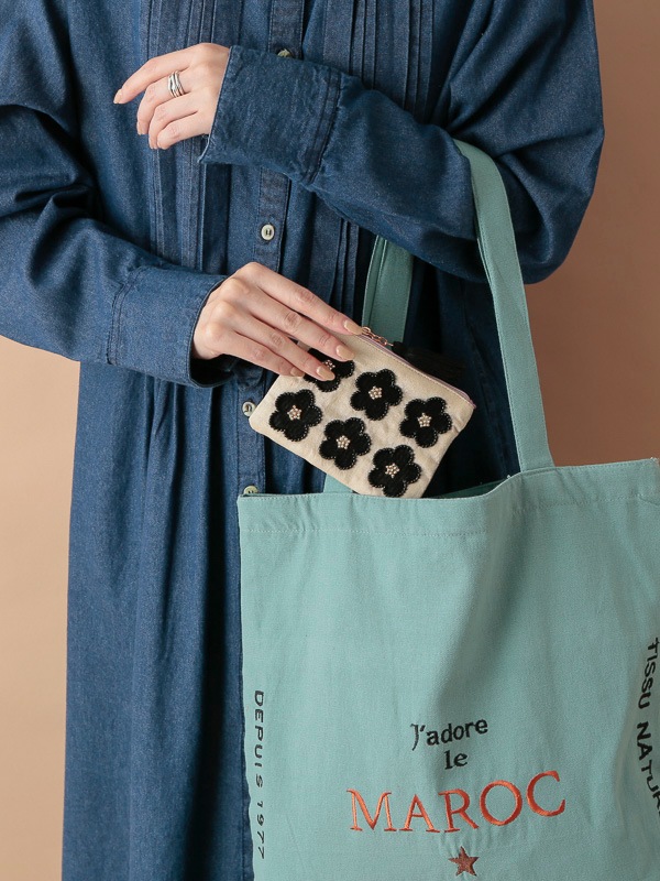 フラワービーズ刺繍ポーチ｜KANKAN ONLINE SHOP【公式】