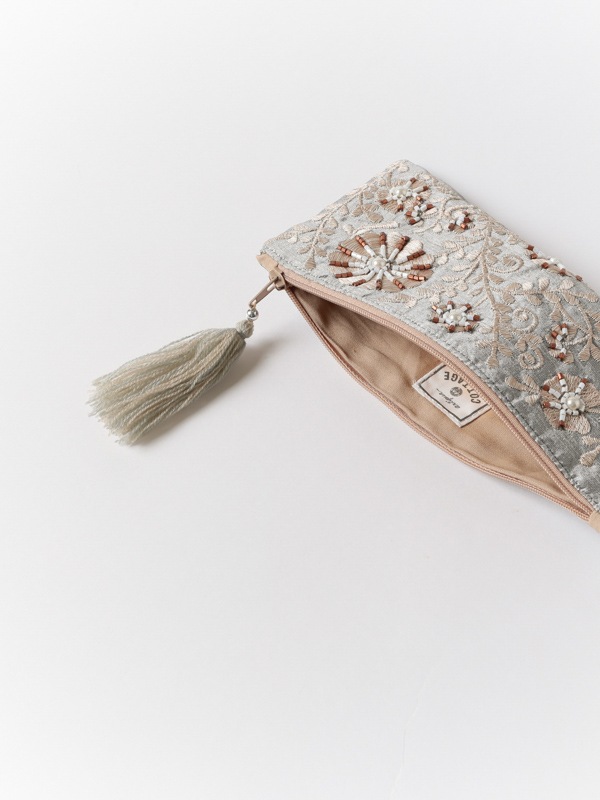 GOLD&Silver 刺繍 総柄ニット × KANSAI MAN スラックス ビーズ刺繍横長ポーチ 20×9cm （3カラー）｜KANKAN ONLINE SHOP
