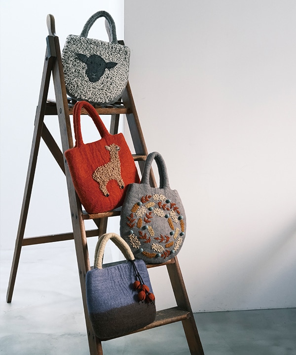 ＊かおりん＊ ☆ 掛軸☆ハンドメイド リース オーダー フェルト Witch's Brew Wreath | Atelier Kanon