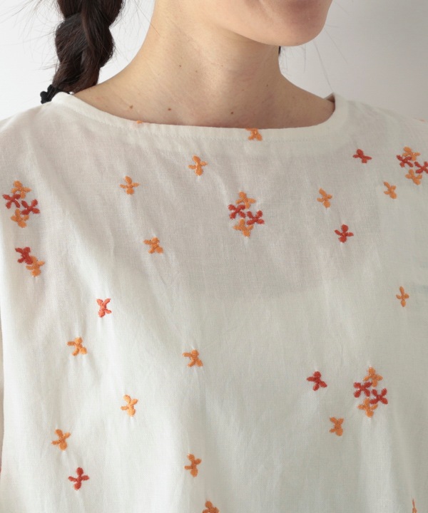 金木犀かおる刺繍コットンリネンブラウス｜KANKAN ONLINE SHOP【公式】