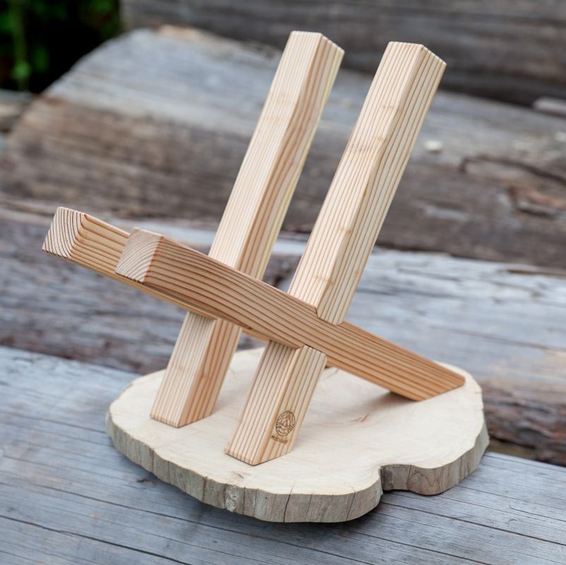 自然の息吹を感じる格組み杉-ブックスタンドセット- [夢木香]