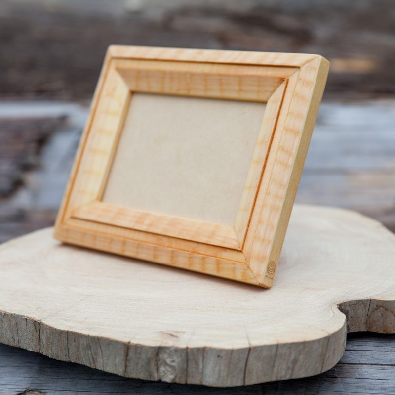 時を刻む桧の温もり-伝統のなぐり加工フォトフレームL版サイズ- [夢木香]