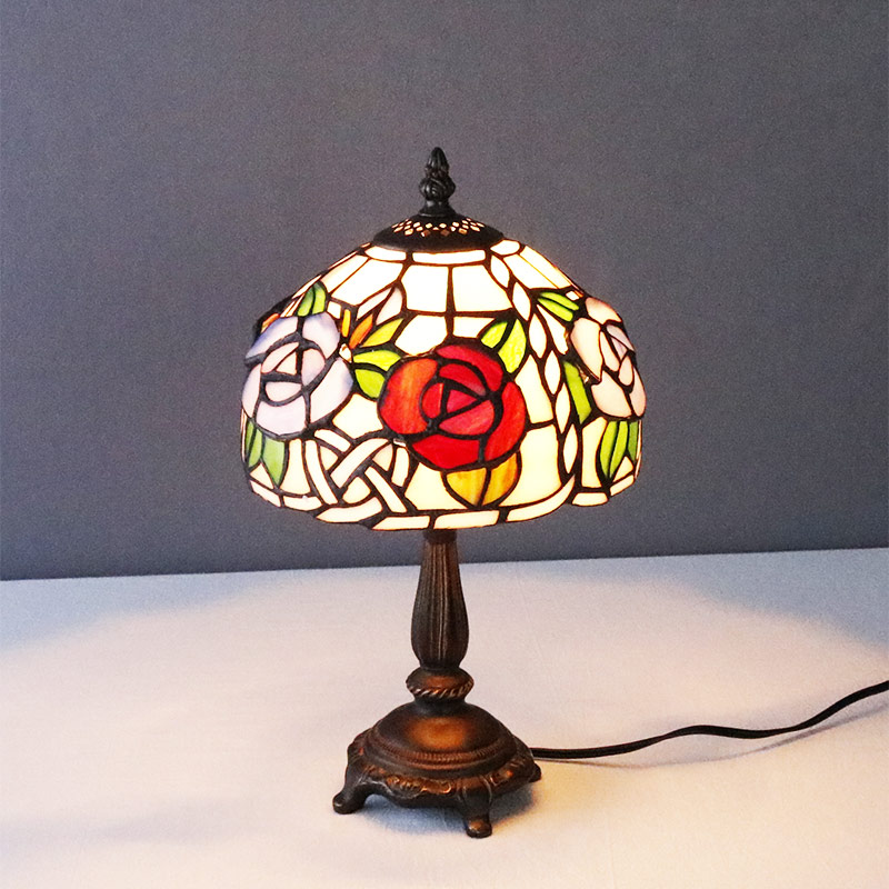 ライト おしゃれ ステンドランプ 立体の薔薇 卓上 バラ アンティーク調 テーブルランプ