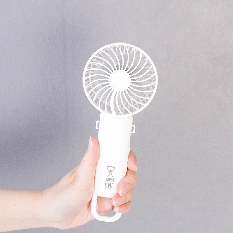 USB充電式 携帯扇風機｜軽量小型ハンディファン