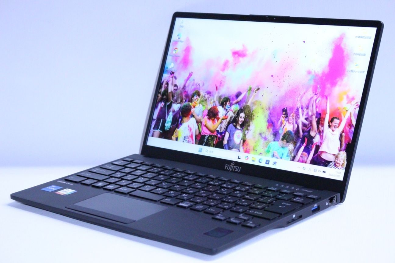 即配 良品 バッテリー良 2023年薄軽量モデル 12世代Corei5 LIFEBOOK