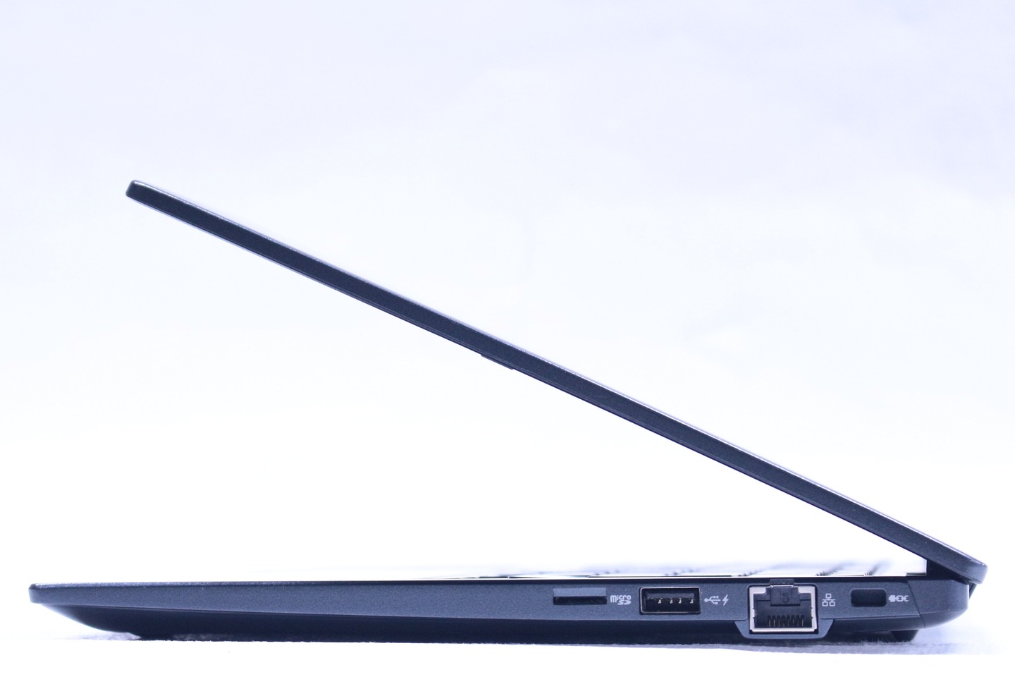 美品 dynabook G83/HV 2022年製 11世代 バッテリー消耗少 美品 dynabook G83/HU 2022年製 第11世代 バッテリー消耗少 - メルカリ