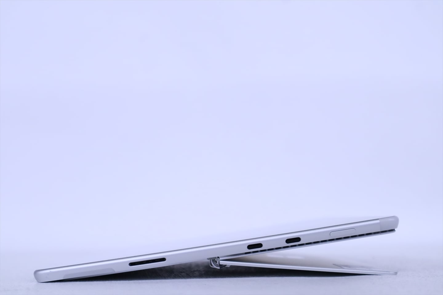 サーフェス 良好品 バッテリー良 2021年タブレットPC Surface Pro8 LTE