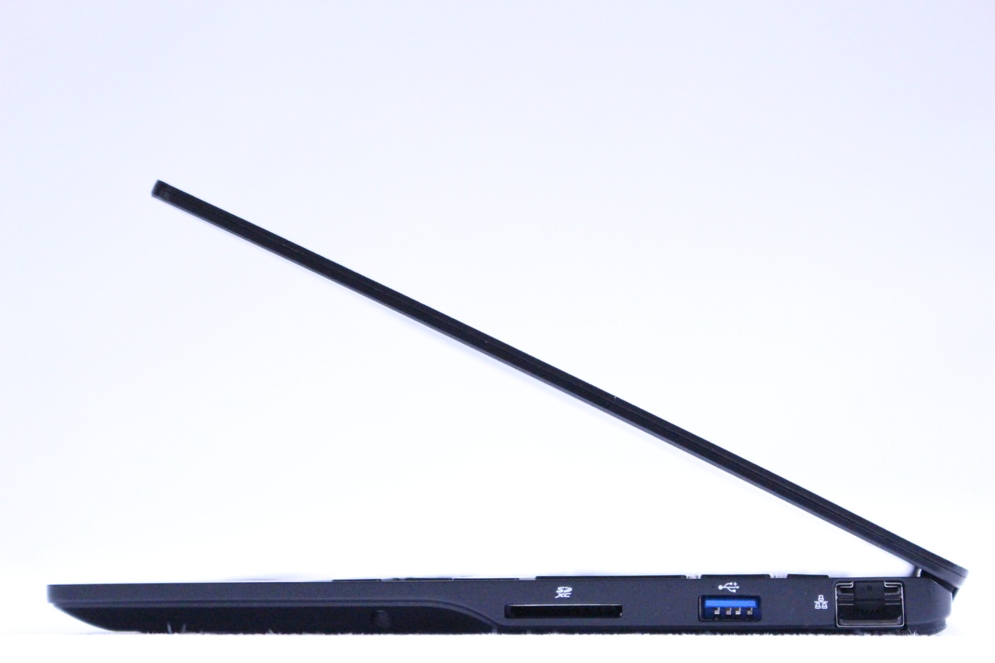 【美品】LIFEBOOK U9312/K 16GB i5 2023年 12世代 LIFEBOOK U 即配 2023年製造 12世代Corei5 16Gメモリ U9312/K LTE i5