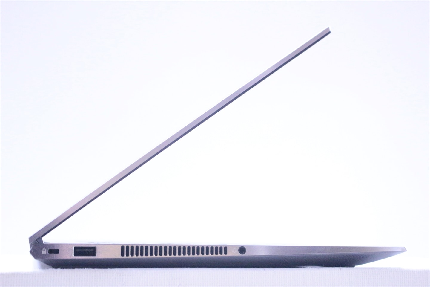 ノートパソコン 2020年32Gパワフルワークステーション HP ZBook Studio
