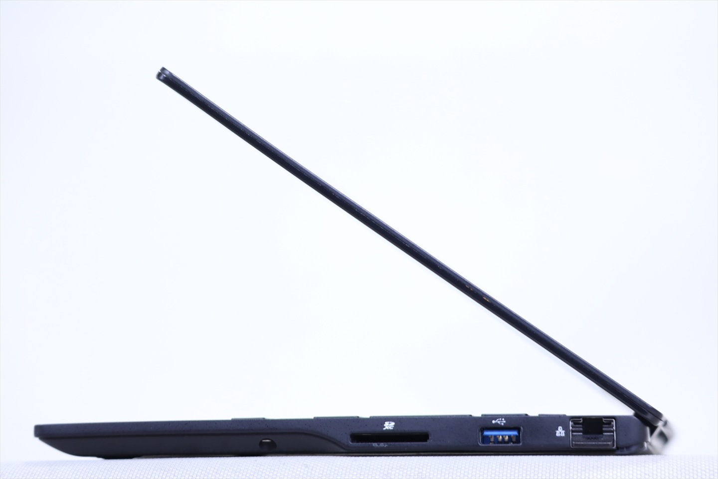 即配 良品 バッテリー良 2021年軽量快速モデル 11世代Corei5 LIFEBOOK 