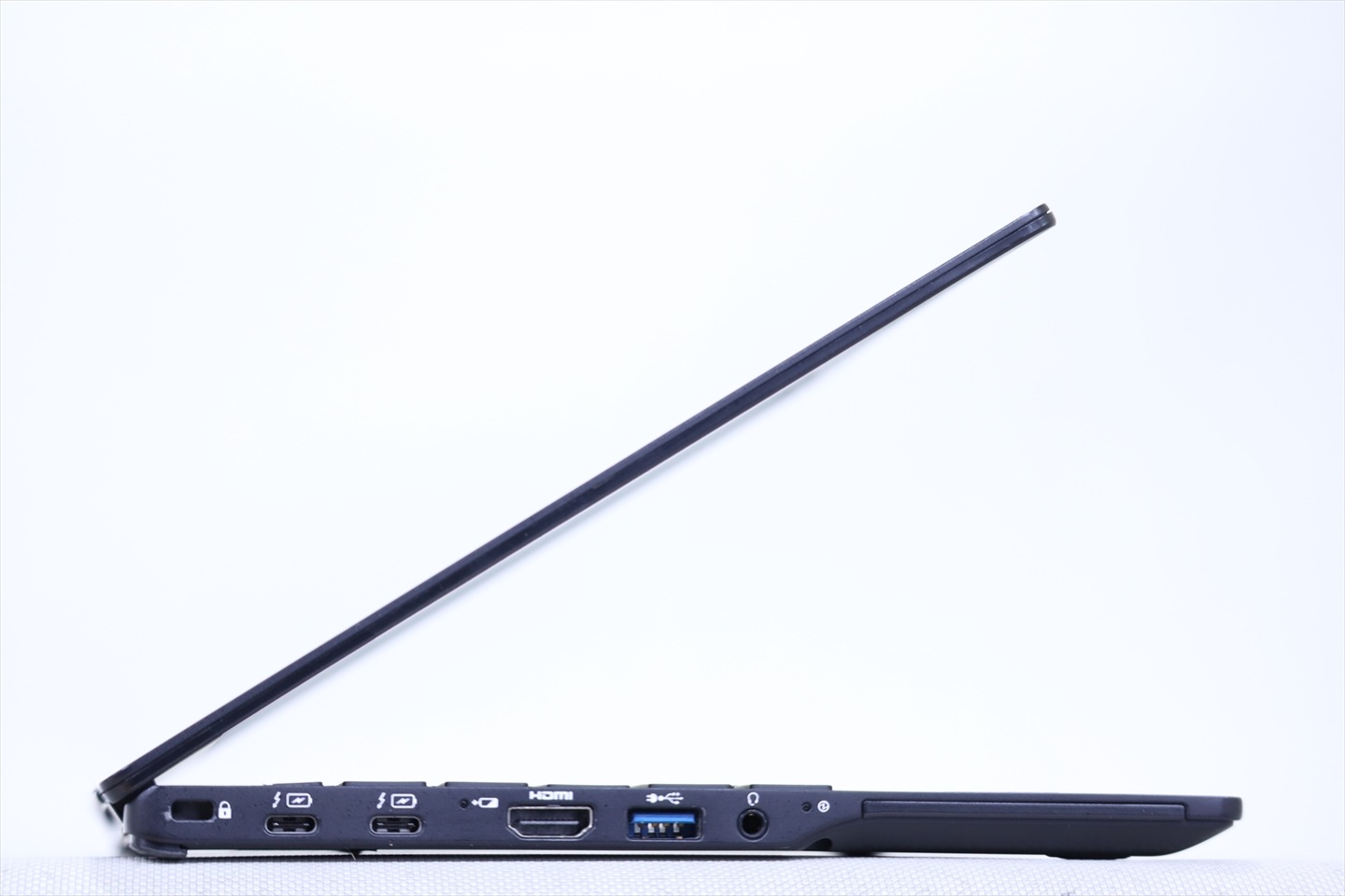 即配 良品 バッテリー良 2021年軽量快速モデル 11世代Corei5 LIFEBOOK 