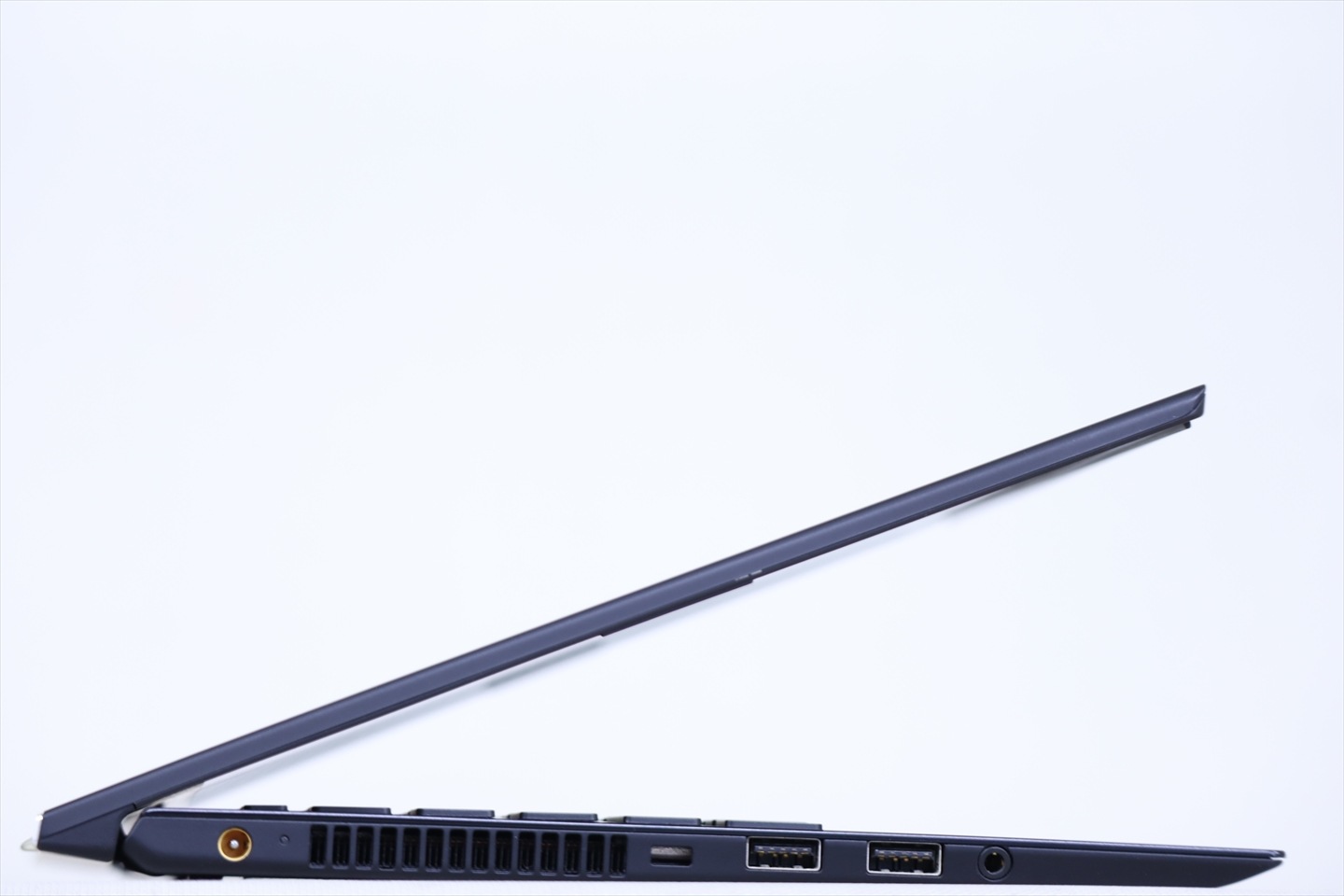 ノートパソコン 良好品 バッテリー良 2020年薄軽量快速16Gモデル 10