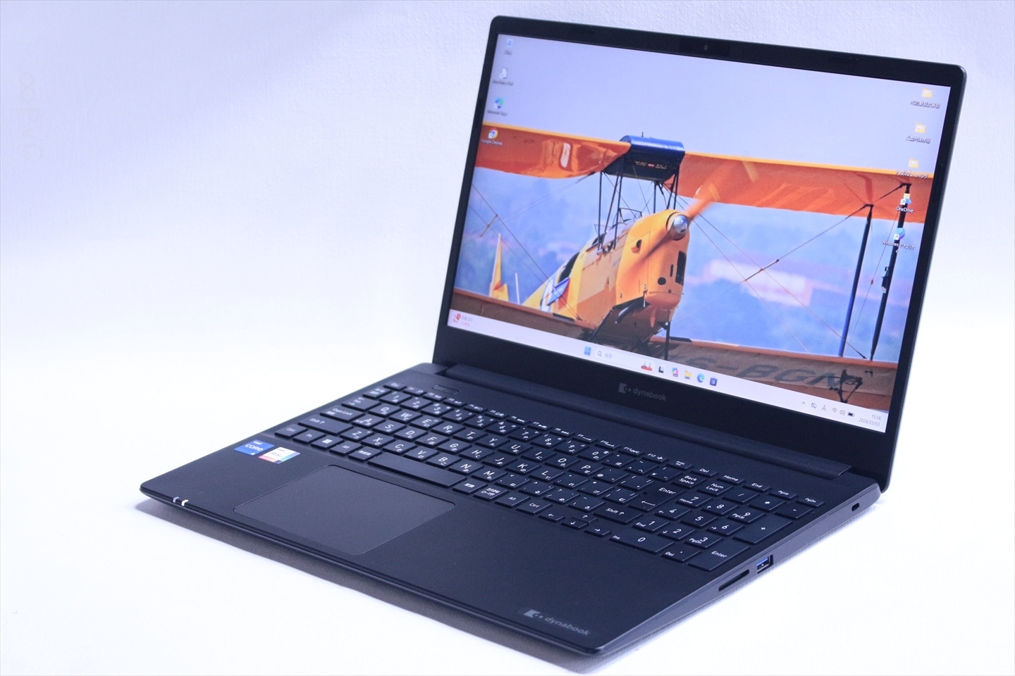 即配 2021年薄型快速16Gモデル 11世代Corei5 dynabook P55/HT i5