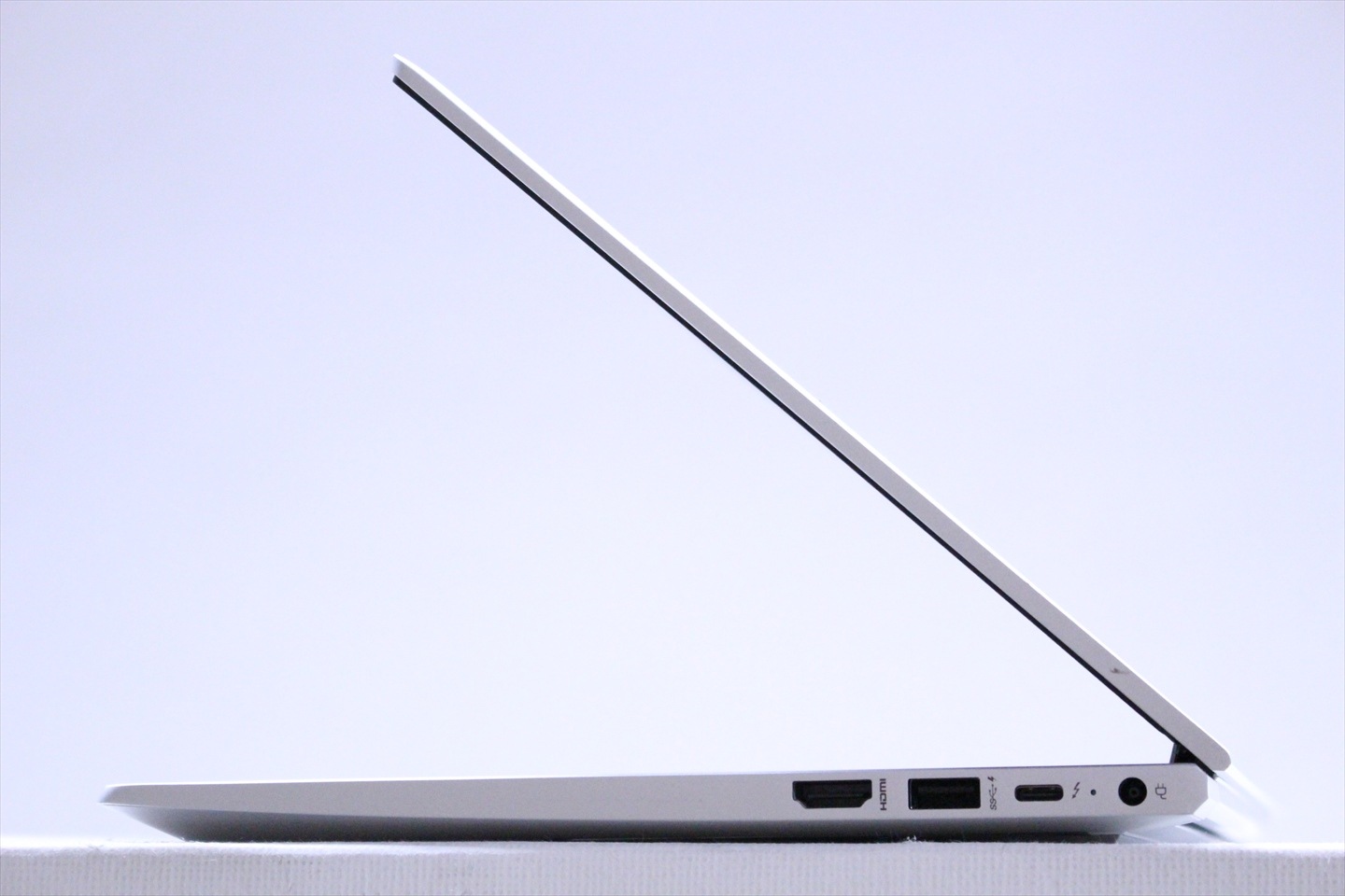 ノートパソコン バッテリー良 2024年快速モデル 13世代Corei5 HP