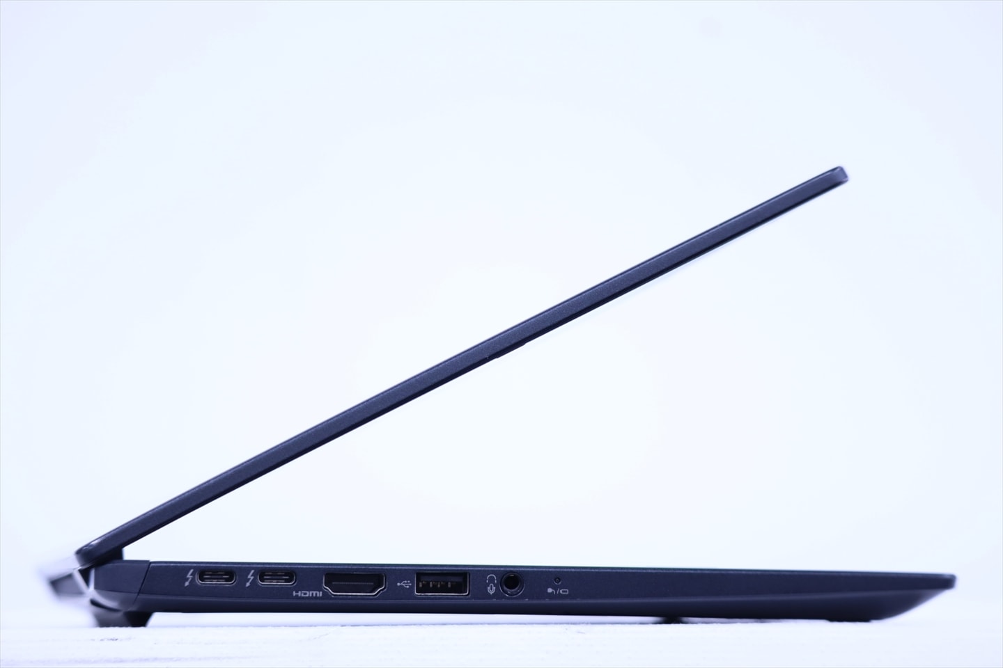 ダイナブック 東芝 バッテリー良 2023年軽量快速モデル 12世代Corei5