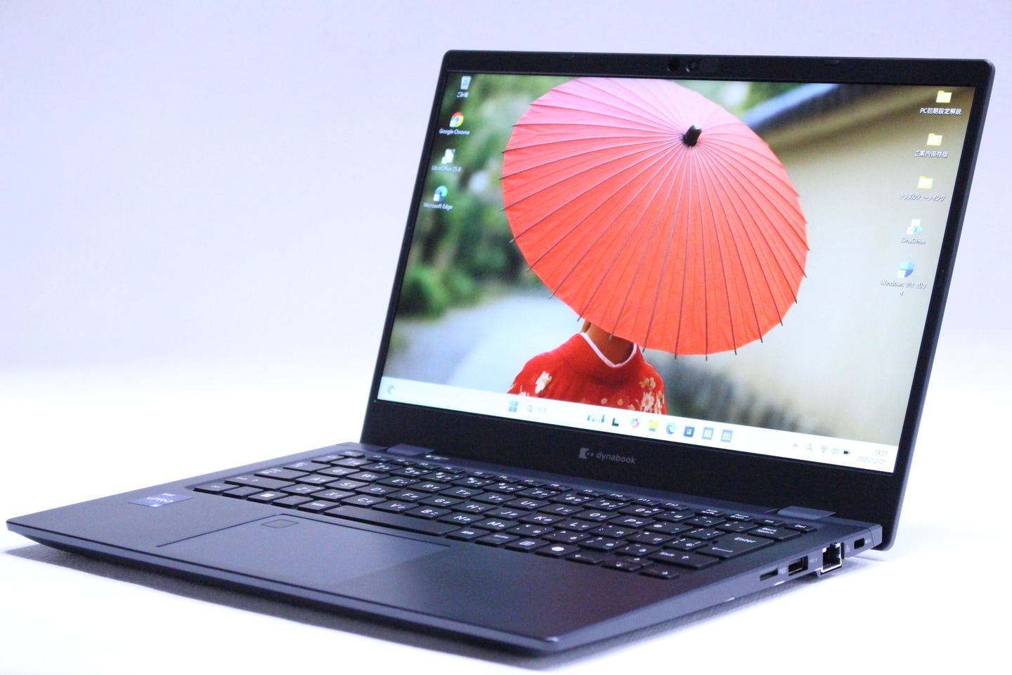 即配 2024年モデル バッテリー良好 13世代Corei5 dynabook G83/LY i5