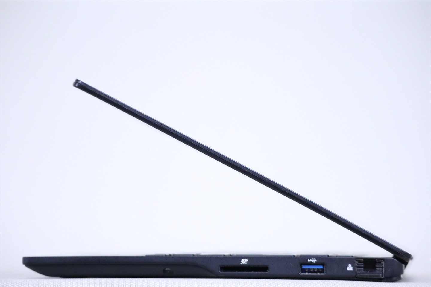 ★2021年製★ 軽量モバイル 11世代Core i5 LIFEBOOK　H19 富士通 2021年薄軽量快速モデル 11世代Corei5 LIFEBOOK U9311/F i5