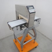 �����ġ���°���е�����š�KD8013A