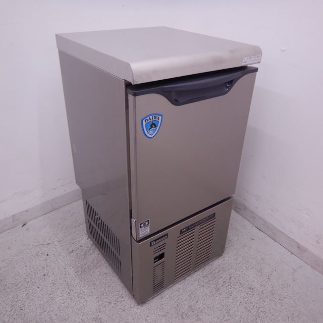 ダイワ　製氷機　DRI-LMT1 ダイワ 製氷機 中古 DRI-25LME1 100V 25kgタイプ 2017年製 | 製氷機