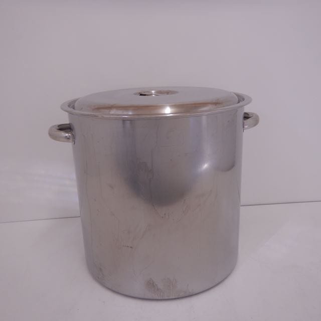 ステンレス寸胴鍋　新古品 ステンレス寸胴鍋（口付・底板付）45cm（68リットル）中古 : 業務用