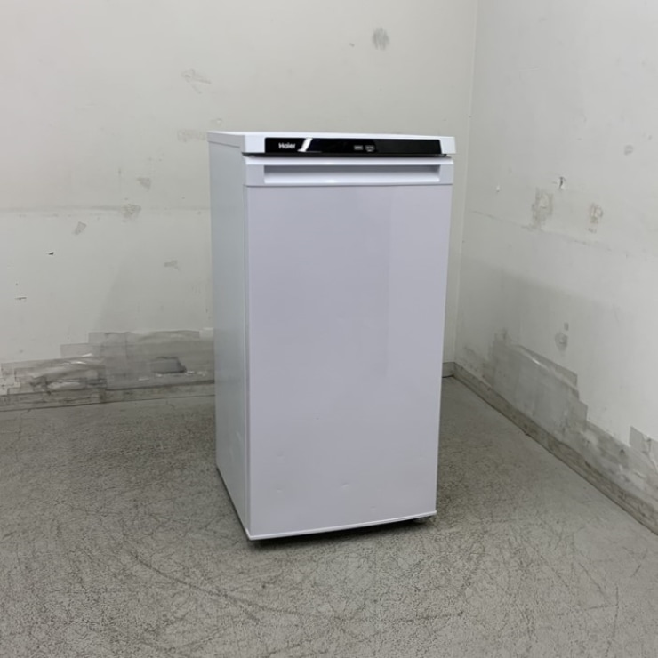 新品未使用 Haier 冷凍庫 JF-NU102C 2022年製※小傷あり ハイアール、幅50cmのスリムな102L前開き式冷凍庫「JF-NU102C