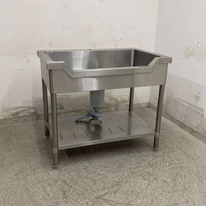 ステンレス　流し台　舟形シンク　アウトドアや魚捌きなど　美品 ステンレス 流し台 舟形シンク アウトドアや魚捌きなど 美品