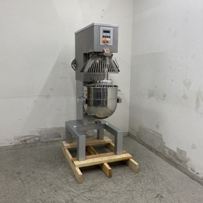 【美品】業務用ミキサー　SK60コート　 三相200V 楽天市場】愛工舎製作所 ミキサー マイティ60 3相200V 50Hz地域